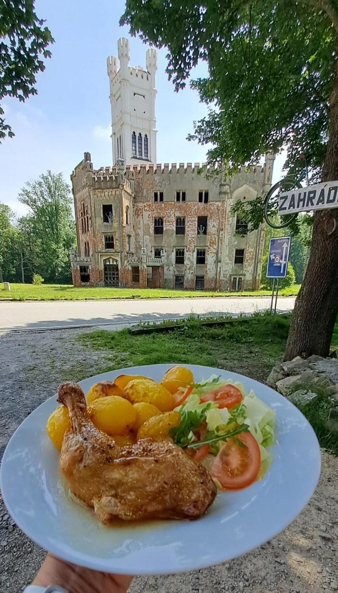 Pivovar A Penzion Grasel Cesky Rudolec Экстерьер фото